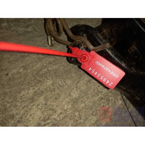 Крюк буксировочный DAF 106 049232 (454)-1