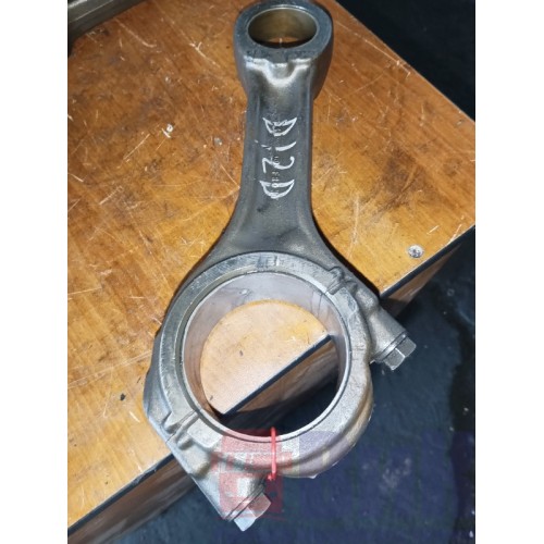 Шатун Volvo D12D (221)-1