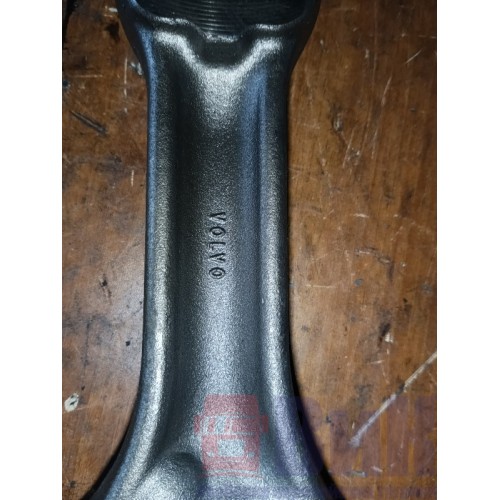 Шатун Volvo D12D (224)-1