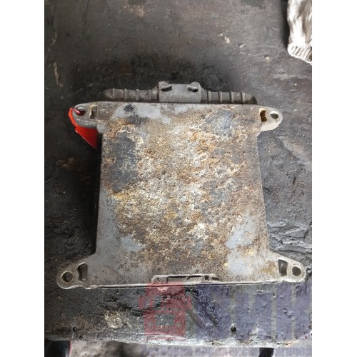 Блок управления двигателем Renault DCI 104934 (153)-5