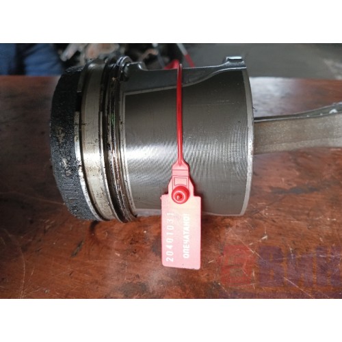 Шатун Renault DXI 7 в сборе с поршнем (031)-3