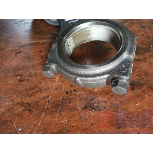 Шатун Renault DXI 7 в сборе с поршнем (021)-9