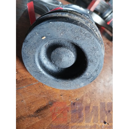 Шатун Renault DXI 7 в сборе с поршнем (034)-7