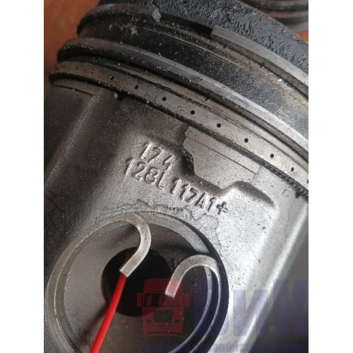 Поршень Mercedes Axor ОМ 457 (895)-1