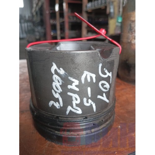 Поршень Mercedes Actros ОМ 501 (900)