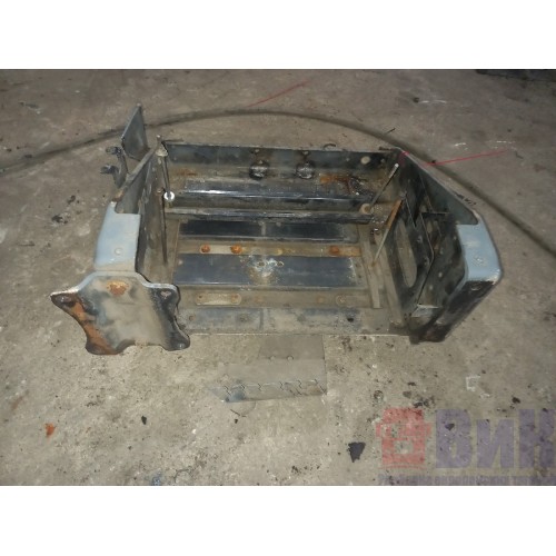 Ящик АКБ MAN TGS (узкий) 184053 (375)-4