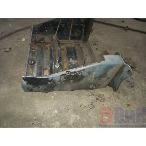 Ящик АКБ MAN TGS (узкий) 184053 (375)-2