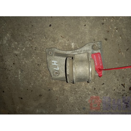 Подушка радиатора MAN TGS 184053 LH (338)