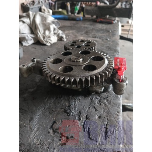 Насос масляный  Renault DCI 420 126767 (813)