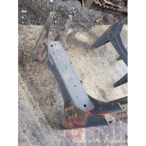 Траверса Renault рамы поперечная (734)-1