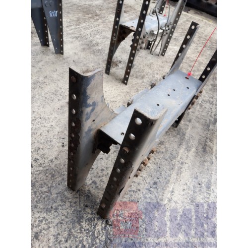 Траверса Renault рамы поперечная (734)-2