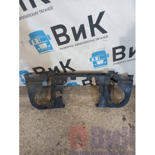 Кронштейн расширительного бачка DAF 106 049232 (в сборе из 3-х час.) (301)-3