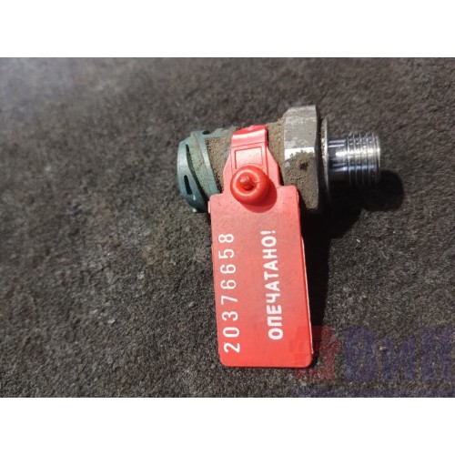 Датчик давления топлива DAF 105 MX375 A095041 (658)-2