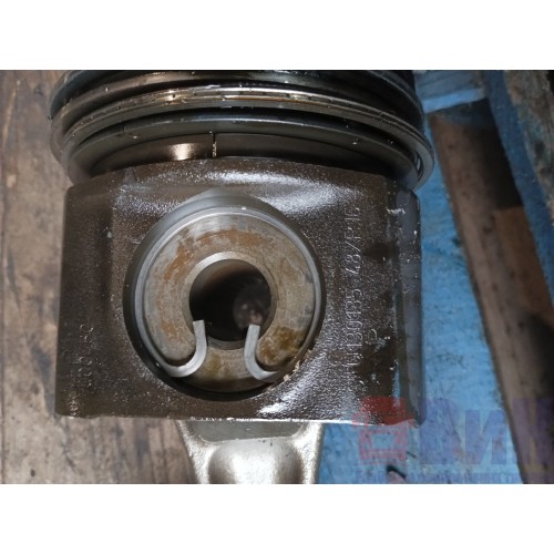 Шатун DAF 105 MX375 A095041 в сборе с поршнем (610)-2