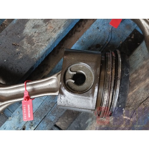 Шатун DAF 105 MX375 A095041 в сборе с поршнем (601)-2