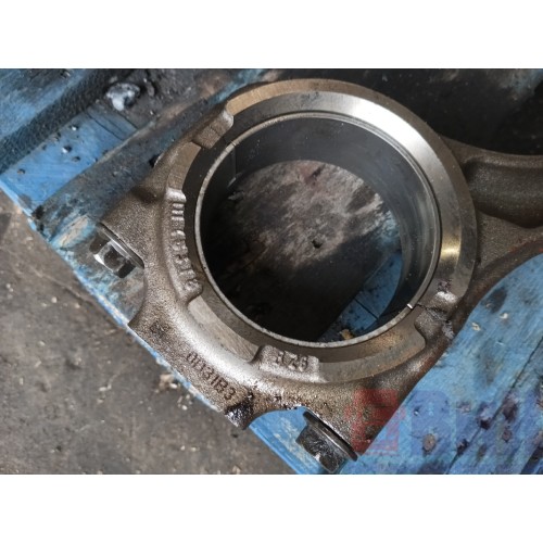 Шатун DAF 105 MX375 A095041 в сборе с поршнем (601)-5