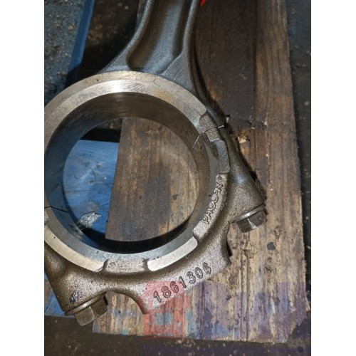 Шатун DAF 105 MX375 A095041 в сборе с поршнем (603)-5