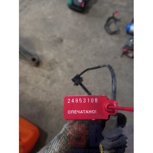 Датчик уровня охлаждающей жидкости DAF 106 049232 (108)-1