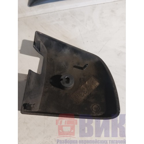Накладка стойки зеркала MAN TGS/TGX нижняя левая (733) 