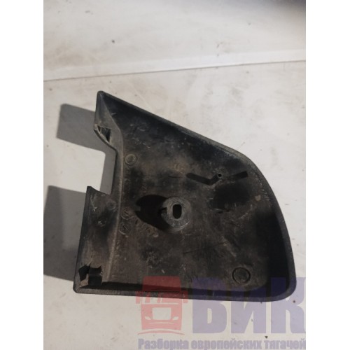 Накладка стойки зеркала MAN TGS/TGX нижняя левая (736)