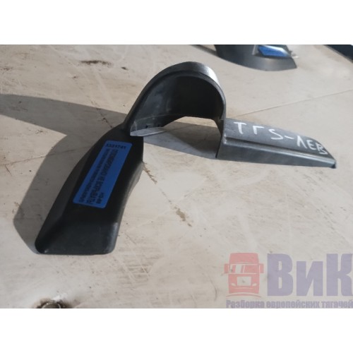 Накладка стойки зеркала MAN TGS/TGX верхняя левая (741)-3