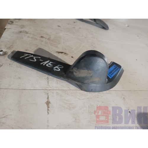 Накладка стойки зеркала MAN TGS/TGX верхняя левая (739)-3