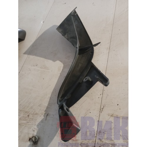 Накладка стойки зеркала Volvo FH 12-13 левая (750)-2