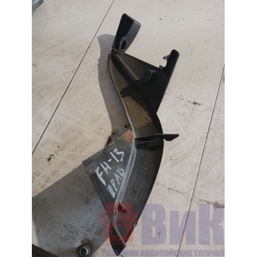 Накладка стойки зеркала Volvo FH 12-13 правая (749)-1