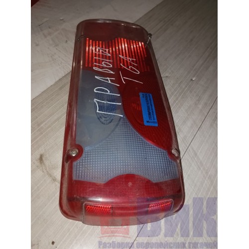 Стекло заднего фонаря MAN TGA/TGS/TGX RH (756)-3