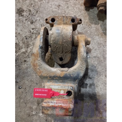 Кронштейн ящика АКБ Volvo FH 480 673908 (086)