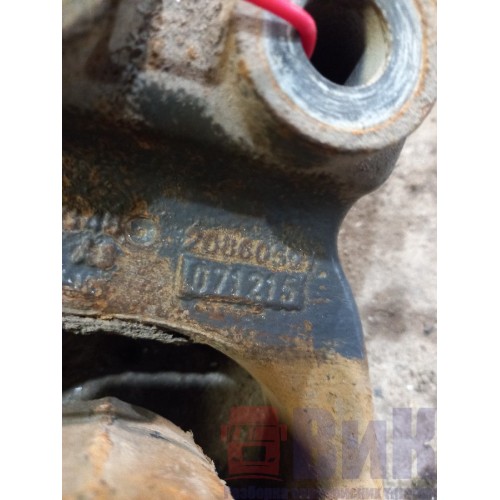 Кронштейн ящика АКБ Volvo FH 480 673908 (086)-3