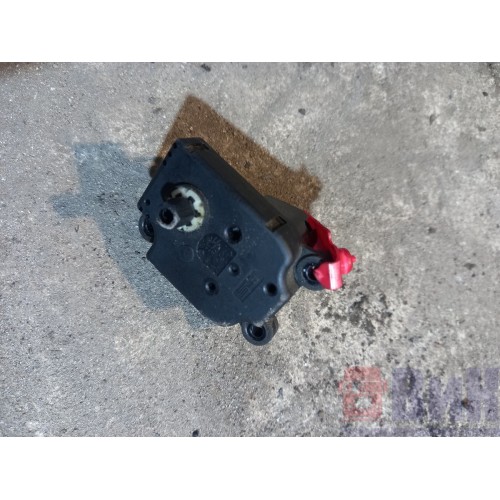 Моторчик заслонки отопителя (сервопривод) Volvo FH 480 673908 (922)-2