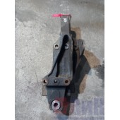 Кронштейн передней рессоры Volvo FH 480 673908 задний под болт RH (908)