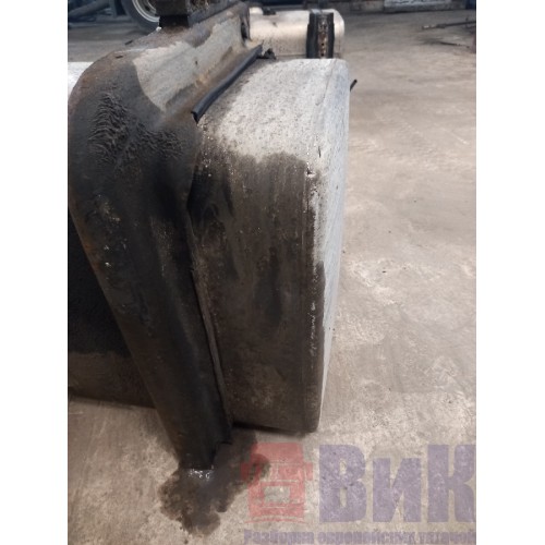 Бак топливный Iveco stralis 387632 195х65х50 в сборе с деф. (520)-19