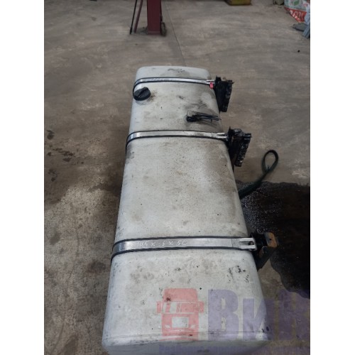 Бак топливный Iveco stralis 387632 195х65х50 в сборе с деф. (520)-3