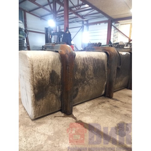 Бак топливный Iveco stralis 387632 195х65х50 в сборе с деф. (520)-14