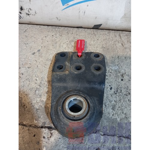 Кронштейн задней стойки стабилизатора Iveco stralis 387632 верхний (465)