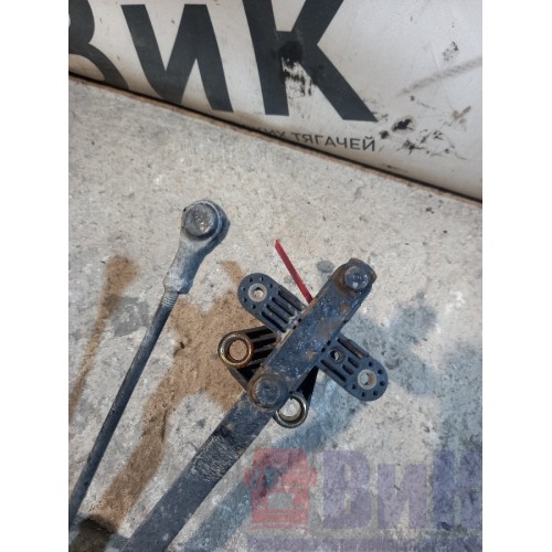 Кран уровня пола Iveco stralis 387632 с тягой (443)-4