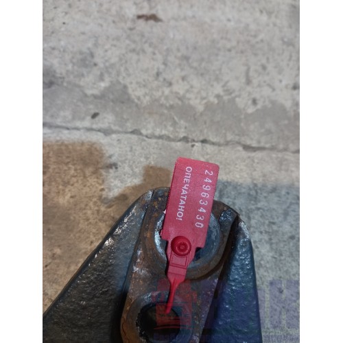 Кронштейн торсиона кабины Iveco Stralis 387632 LH (430)-1