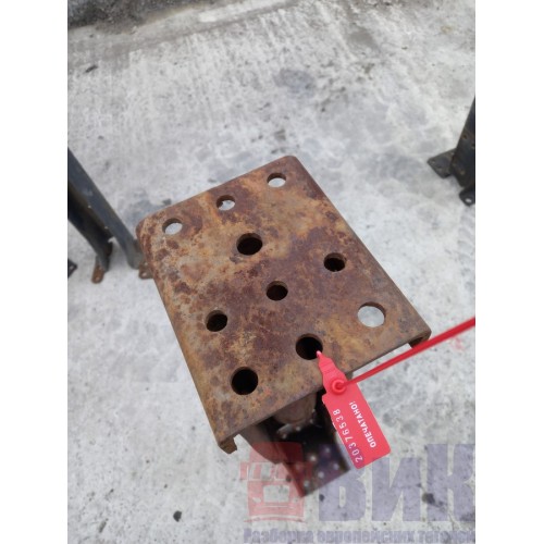 Траверса Iveco Евротех передняя (538)-2