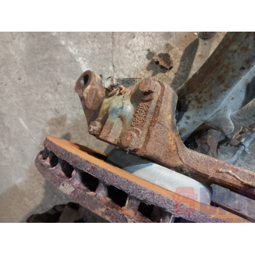 Балка передняя Scania P340 215449 в сборе (267)-3