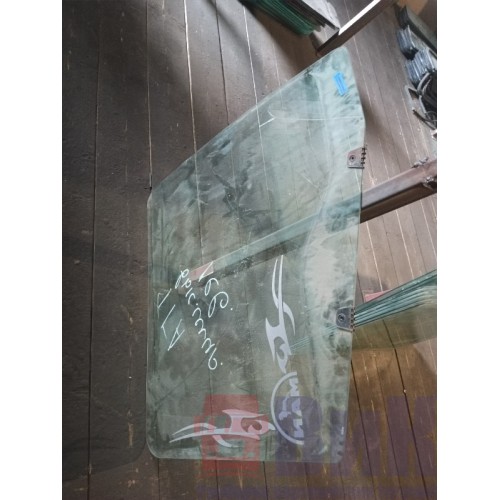 Стекло двери (основное) MAN TGA LH (794)-2