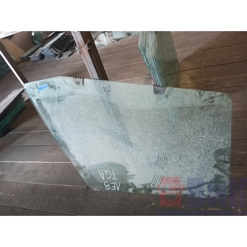 Стекло двери (основное) MAN TGA LH (791)-1