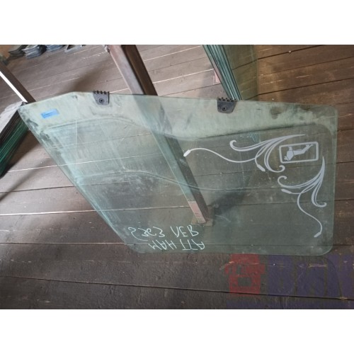 Стекло двери (основное) MAN TGA LH (790)-2