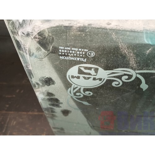 Стекло двери (основное) MAN TGA LH (797)-2