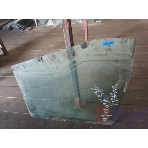 Стекло двери (основное) MAN TGA RH (808)-1