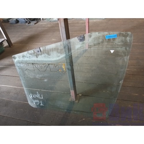 Стекло двери (основное) MAN TGA RH (809)-1