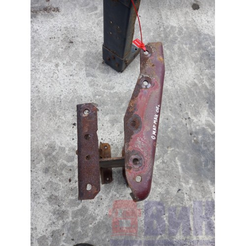 Траверса Renault Magnum Mack задняя (518)-2