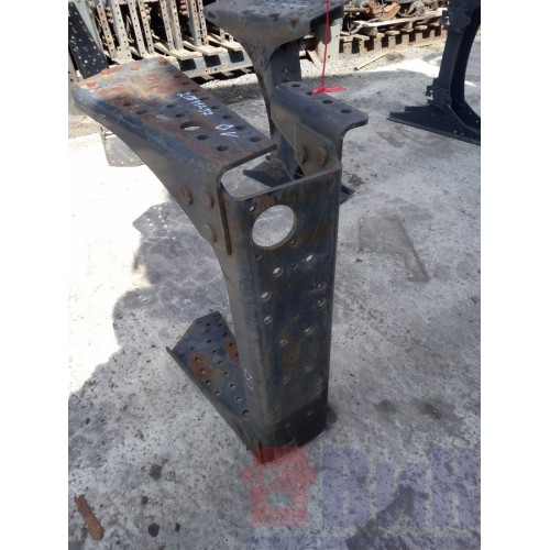 Траверса Renault Premium задняя (903)-1