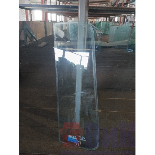 Стекло двери (форточка) DAF 105/95 RH (841)